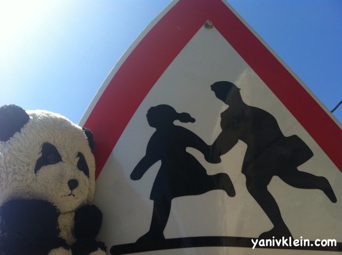 Always ready to embrace a little furry friend! 2013/03/cometopanda.jpg